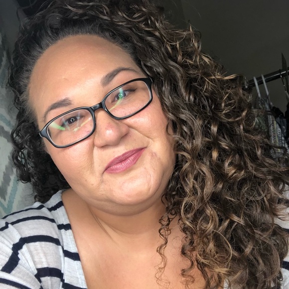 Meet your Posher, Maria - Picture 3 of 3